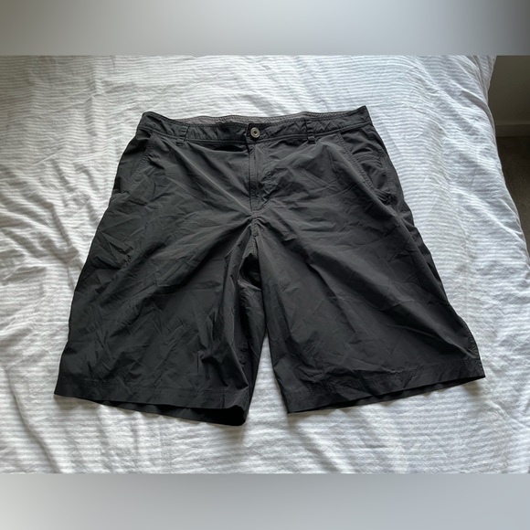 lululemon athletica Other - Lululemon black cargo shorts